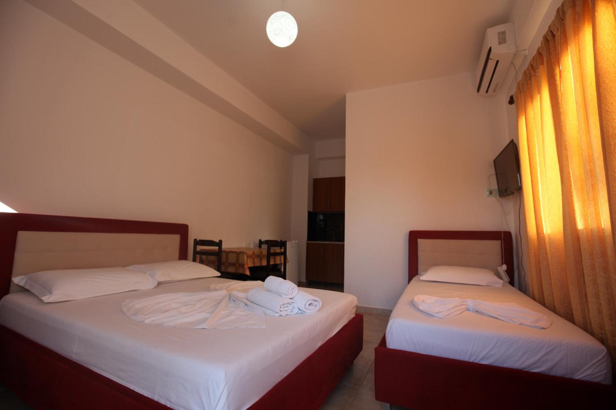 Hotel Esmerald Ksamil Exterior foto